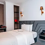 Hotel Sky Airport