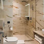 Hotel Sky Airport 4*