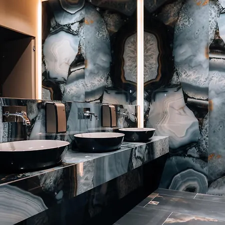 Sky Airport 4* Kolozsvár