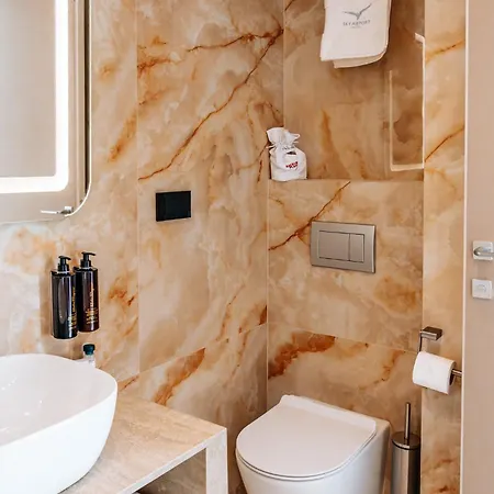 Sky Airport 4* Kolozsvár