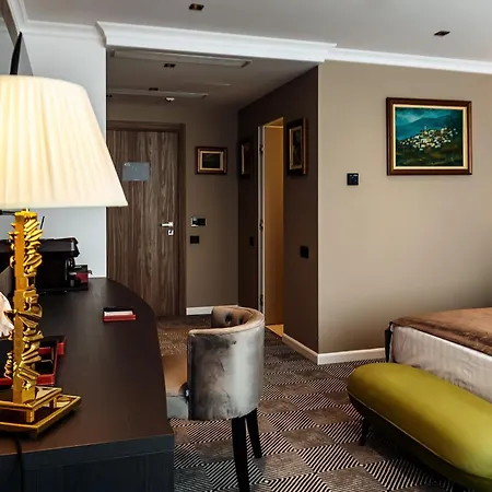 Hotel Sky Airport