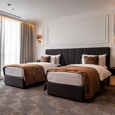 Sky Airport Hotel 4*