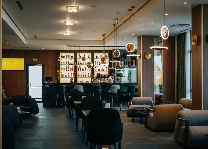 Sky Airport Hotel 4*