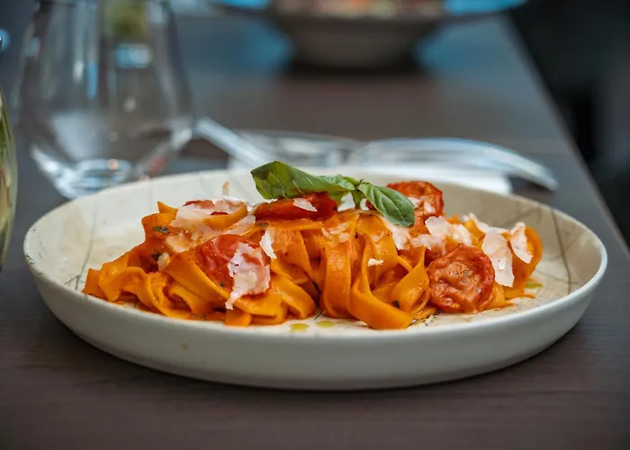 Готель Sky Airport