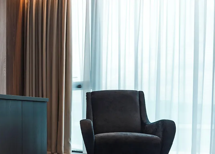 Готель Sky Airport