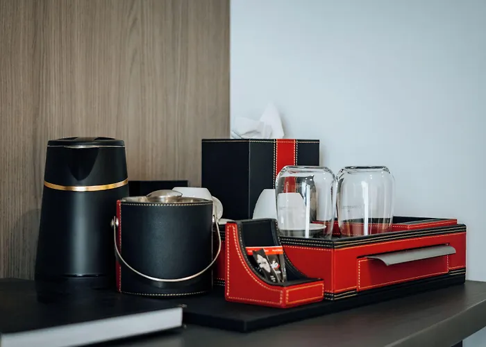 Готель Sky Airport 4*