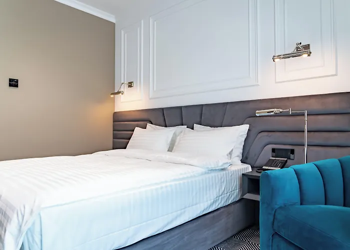 Готель Sky Airport